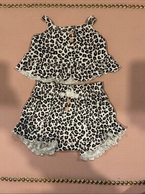 RZ by Rachel Zoe 6/9M Leopard Print Ruffle Tank & Short Set 🐆